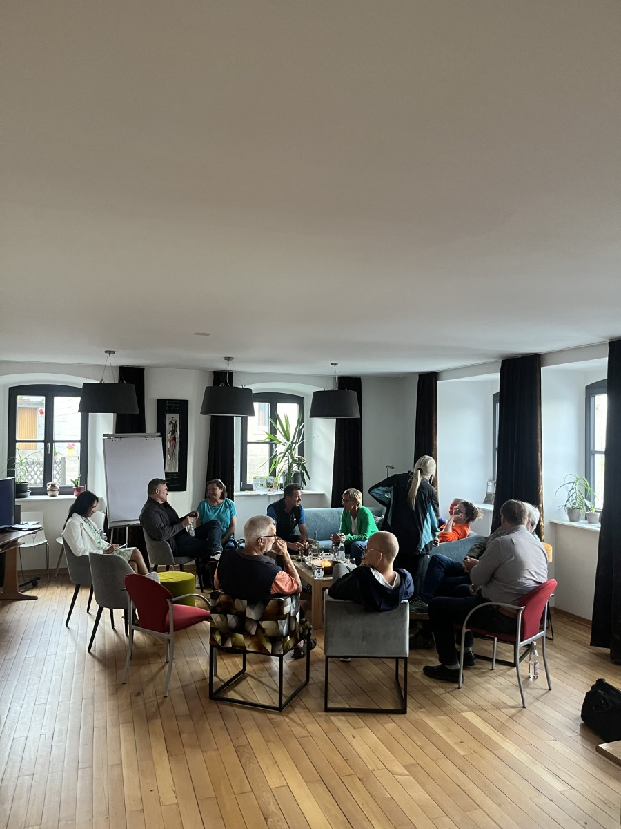 Open Lounge im Nordwald Space (2)